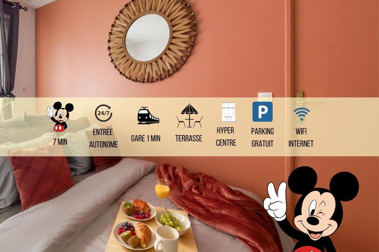 La Gare, Disneyland Paris Terrasse Parking Gratuit Bussy-Saint-Georges Esterno foto